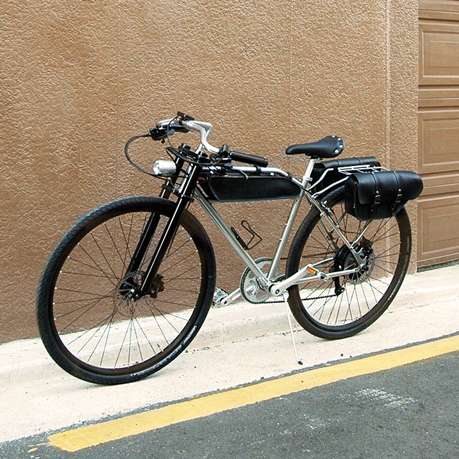 망구스타 (블랙휠) 500 전기자전거 티탄그레이